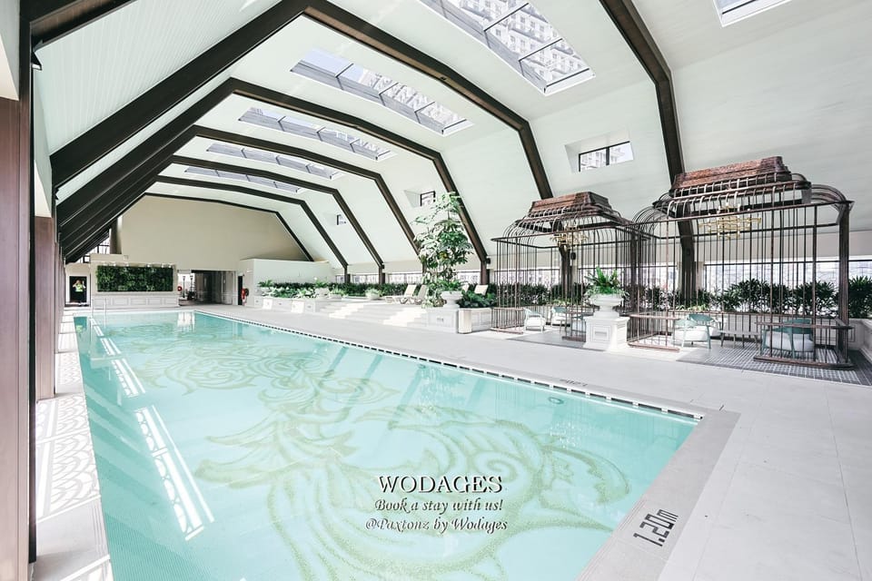Pool view, Swimming pool