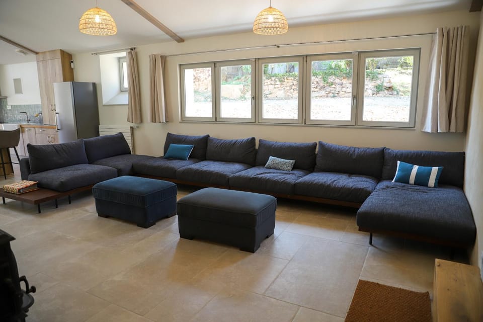 Living room, Garden view