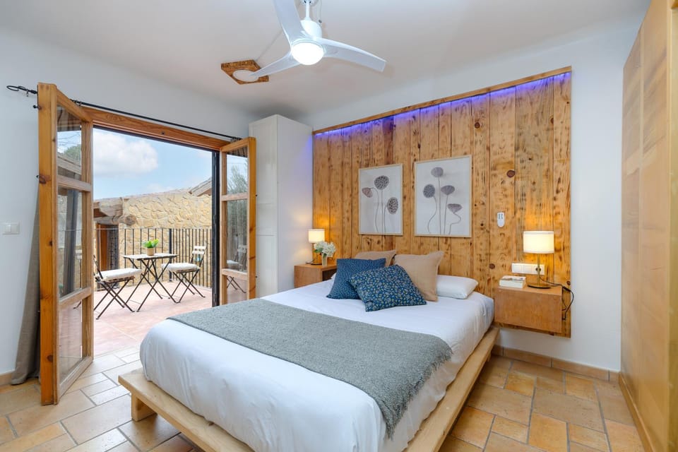 Balcony/Terrace, Photo of the whole room, Bedroom