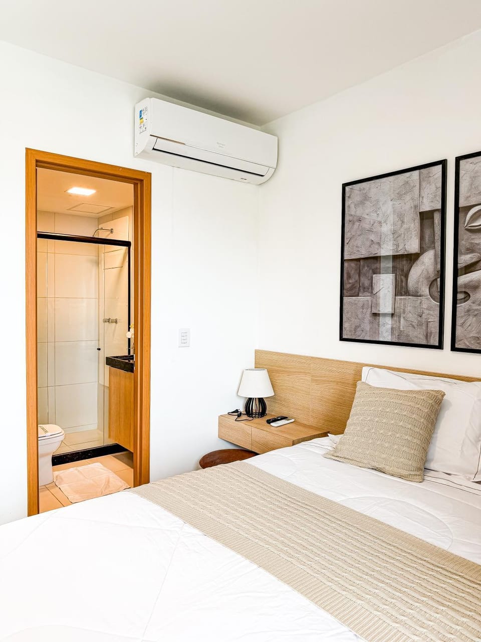 Bed, air conditioner