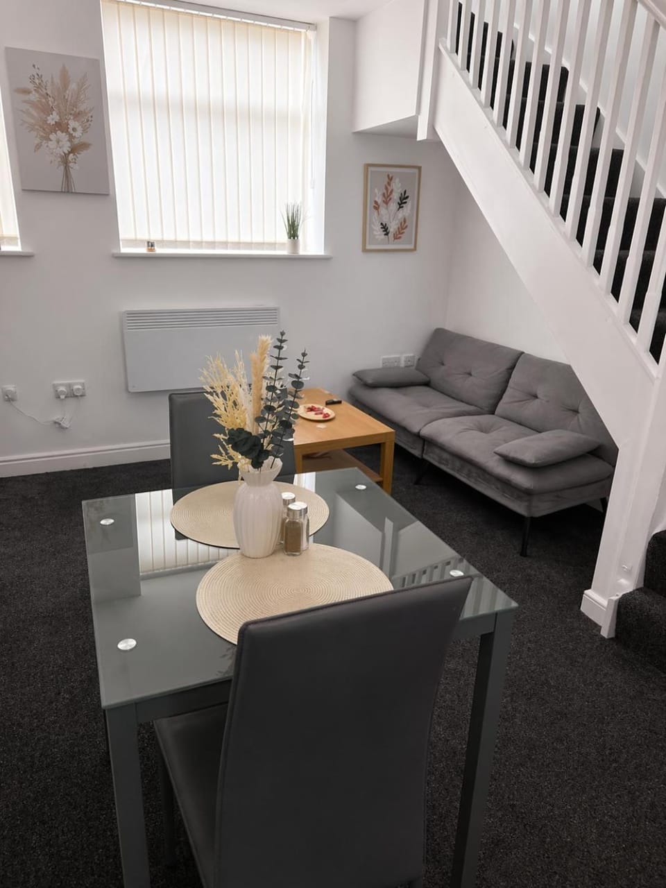 Living room, Seating area, Dining area