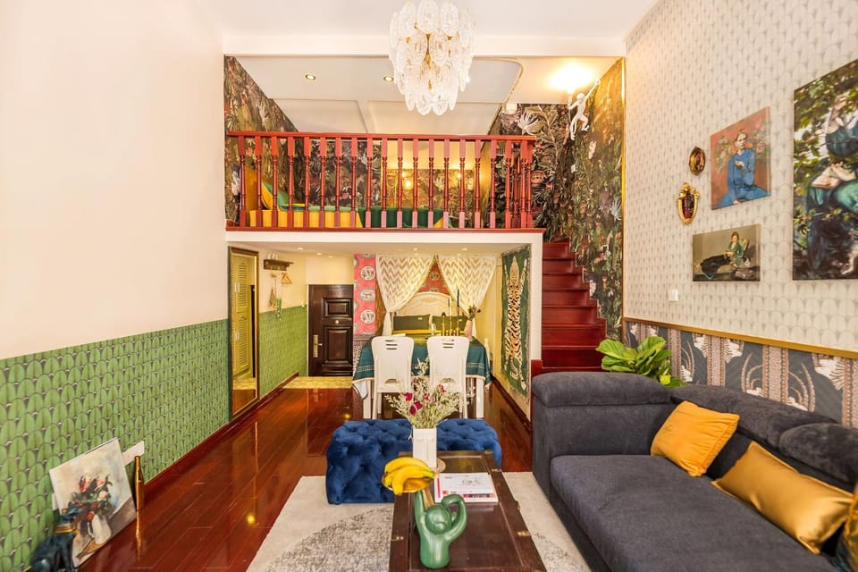 Xizhi B&B & Retro Loft Apartment in Shanghai