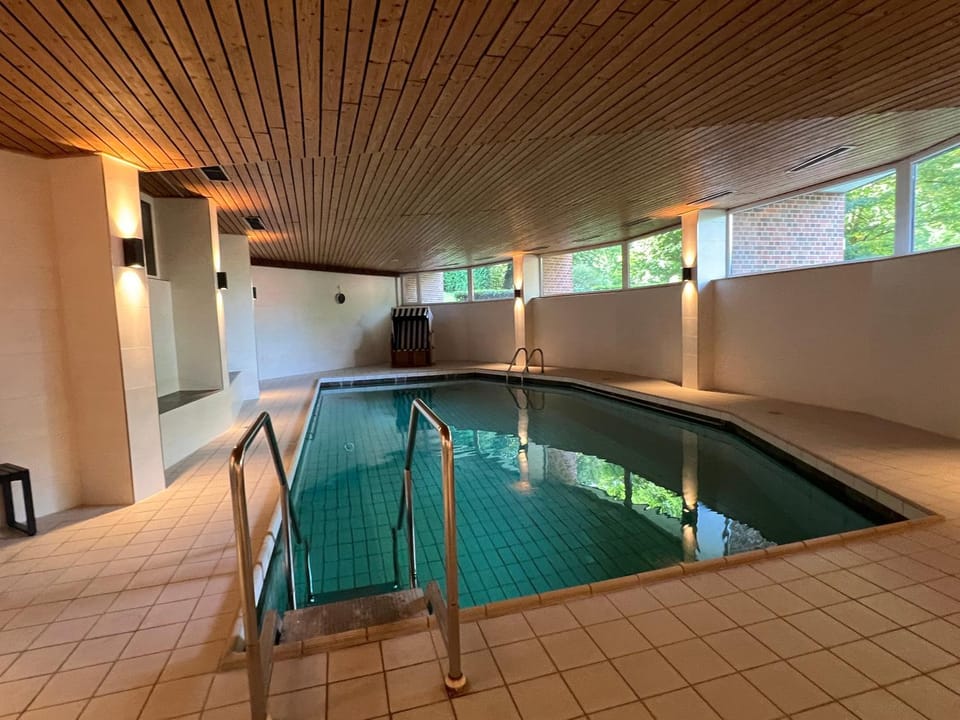Pool view, Swimming pool, Swimming pool