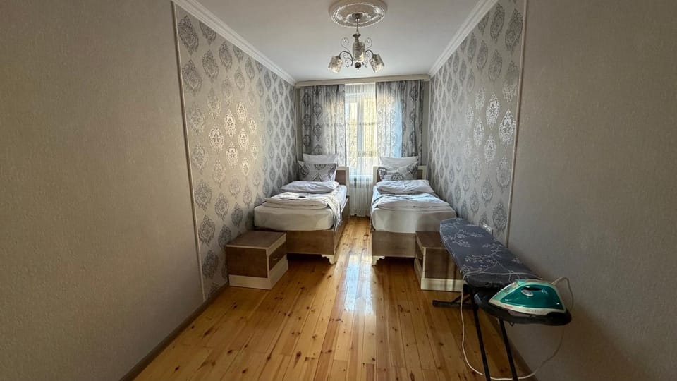 Bedroom, flat iron