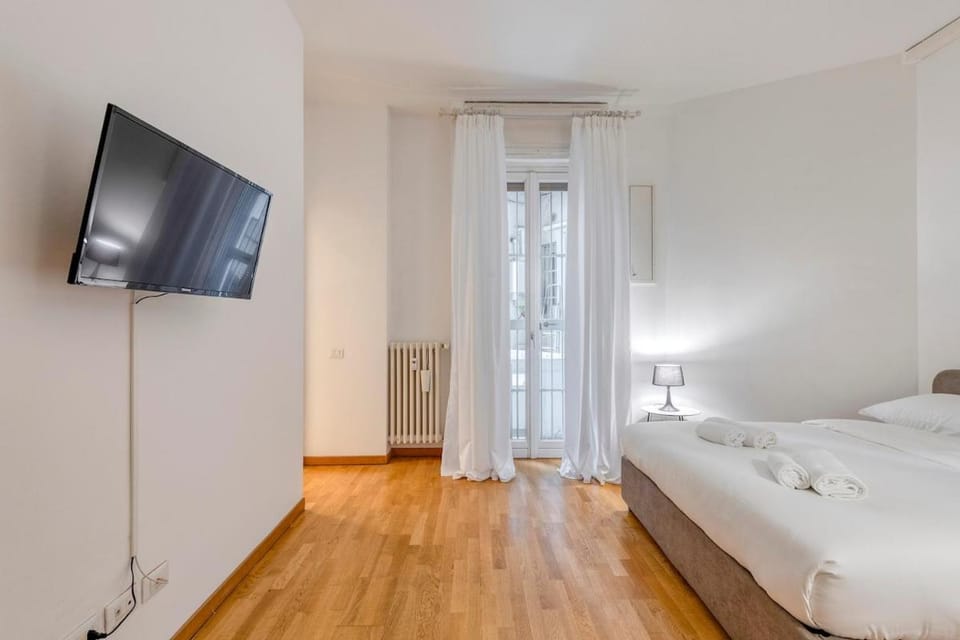 Communal lounge/ TV room, TV and multimedia, Photo of the whole room, Bedroom, towels