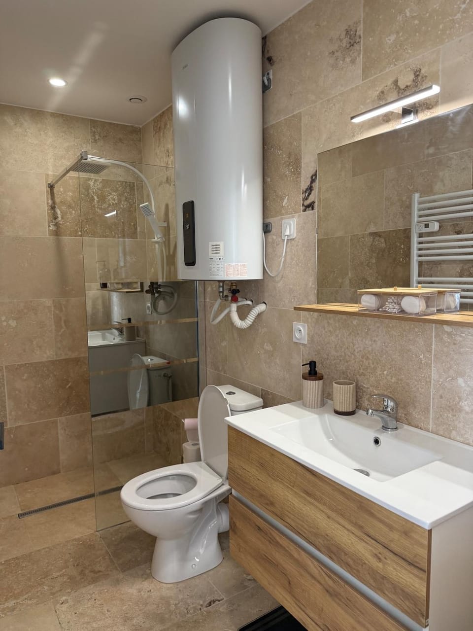 Shower, Toilet, Bathroom