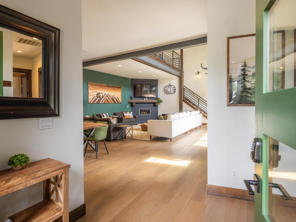 Family Friendly w/ Suncadia Pool Access House in Kittitas County
