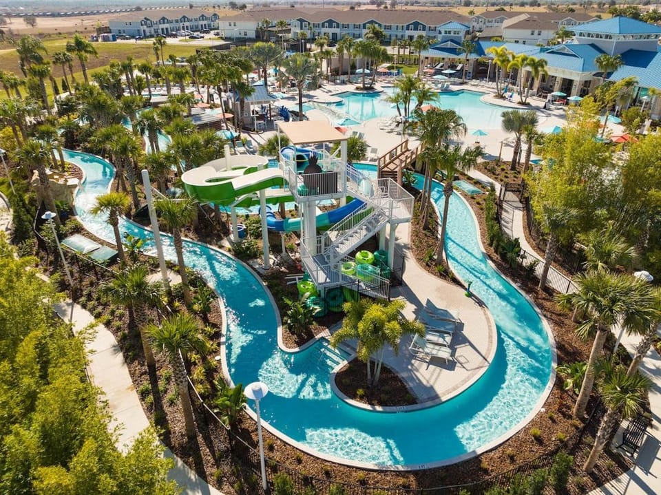 New Resort Private Pool & Spa Outdoor Theater Game Room Minutes to Disney World House in Four Corners