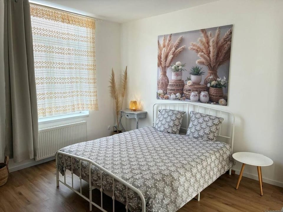 Charme'Lin - proche centre ville et gare - Meublé de tourisme classé 3 étoiles selon le classement officiel Atout France Apartment in Dunkirk