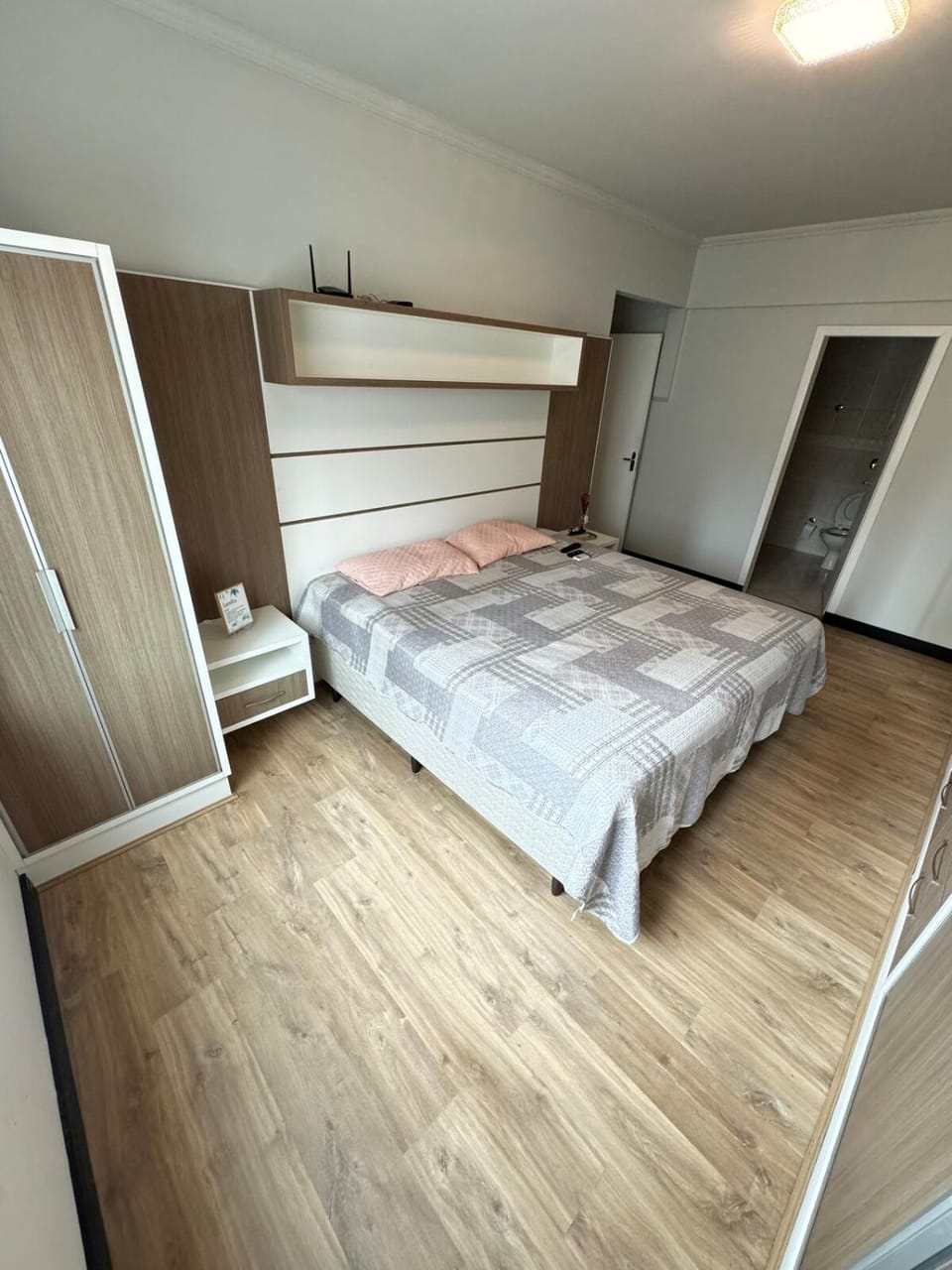 90 metros do MAR! 3 quartos, 1 suite, 2 vagas de garagem Apartment in Porto Belo