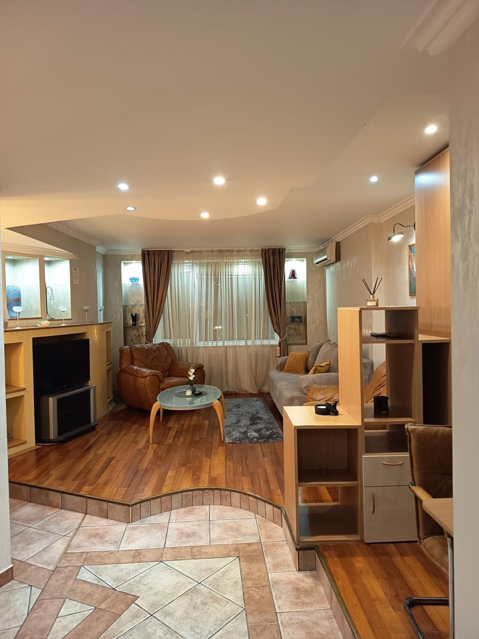 CENTRAL 2 CAMERE CU VIEW P-ta VICTORIEI Apartment in Timisoara