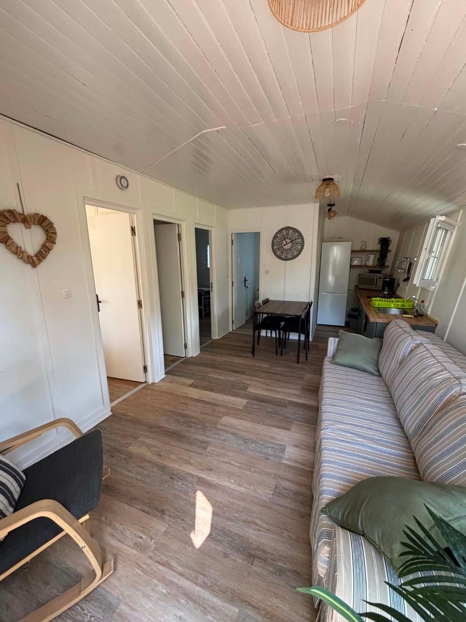Camping le Cabri Campground/ 
RV Resort in Nouvelle-Aquitaine