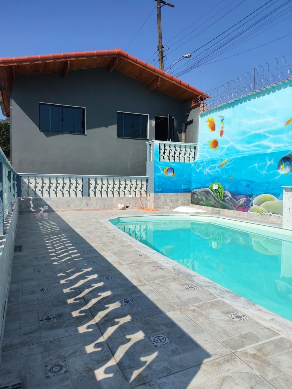 Property building, Day, Pool view, Swimming pool