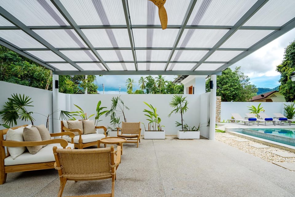 Patio, Balcony/Terrace, Seating area