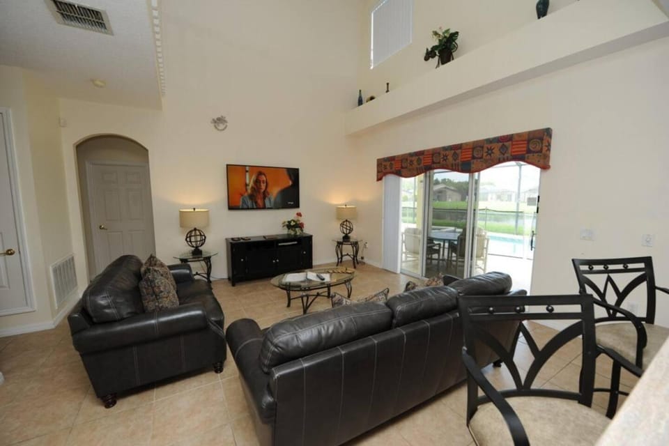 Ruby-Rose Retreat by Paradise Resort Vacations House in Kissimmee