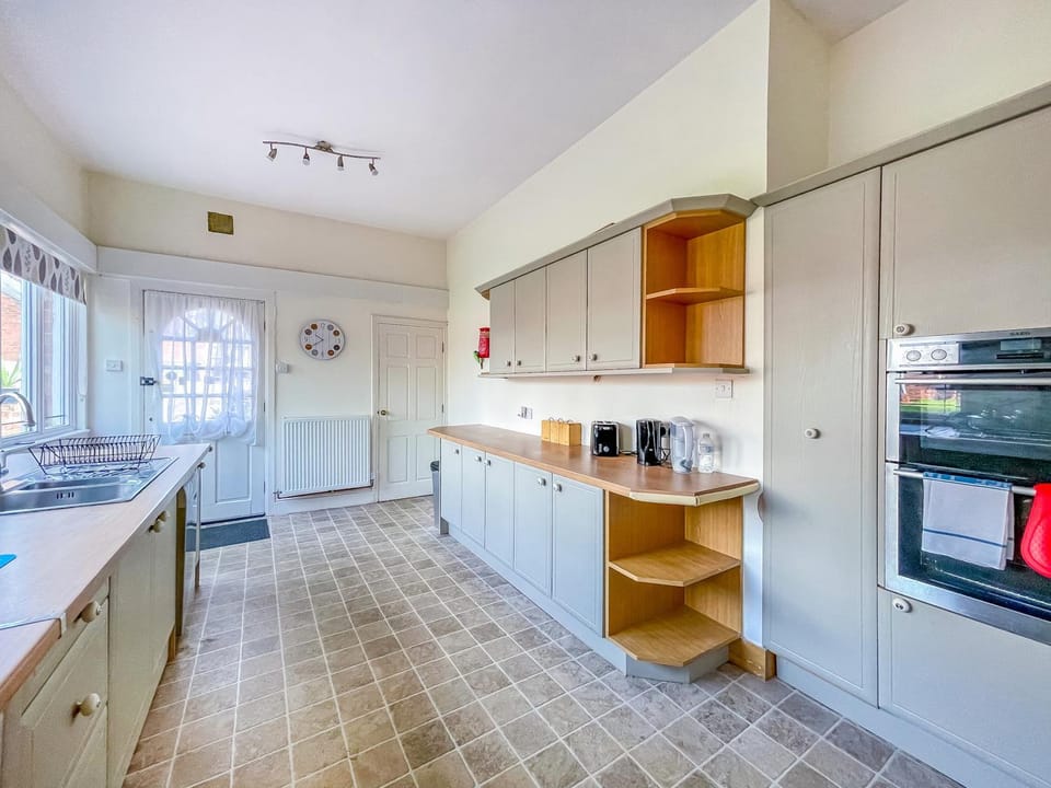 -RBbc-Cozy Double Room in Shared House Bed and Breakfast in Leeds