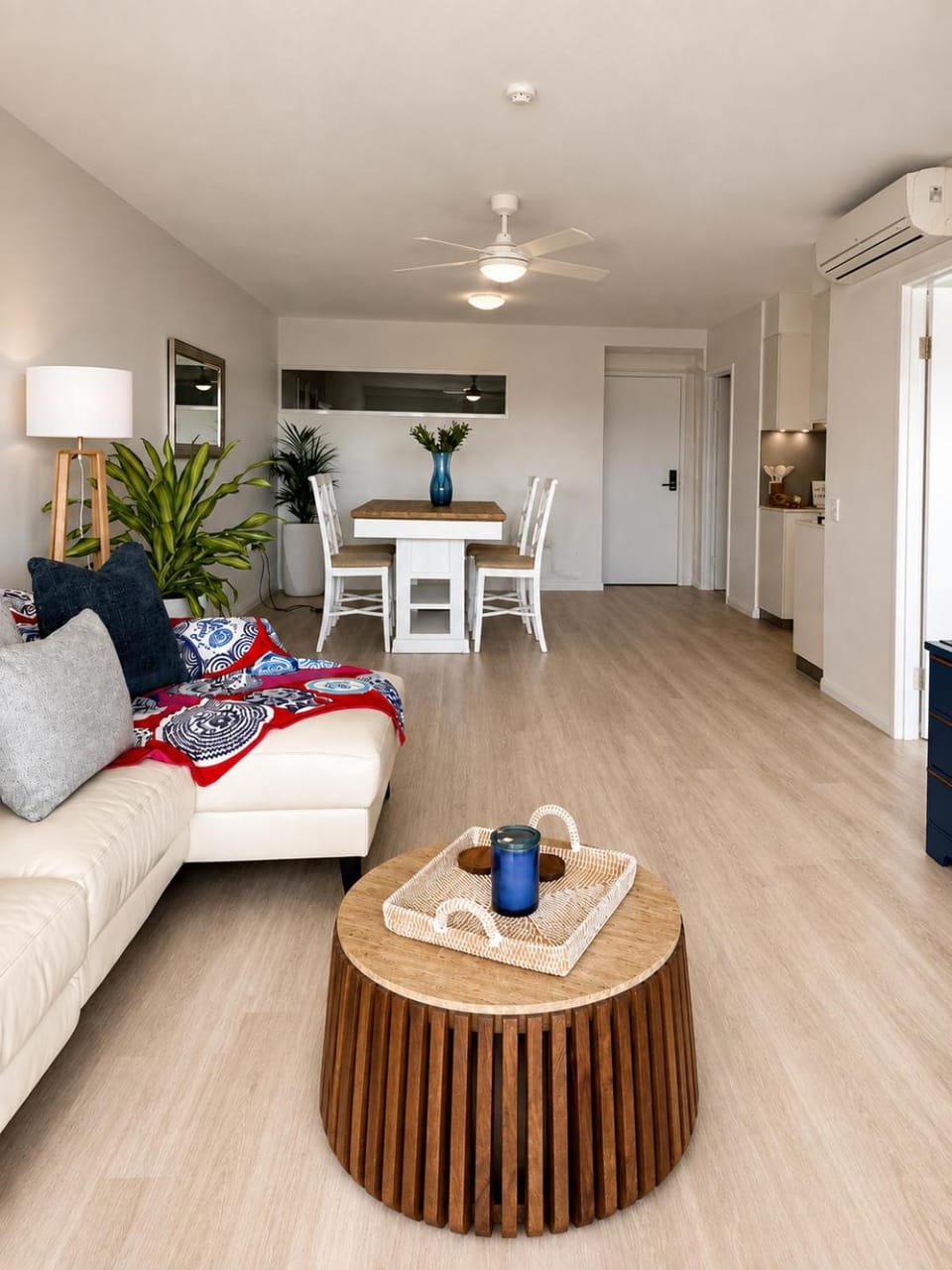 Harbourfront Views at Allure 2 Bedroom Apartment Apartment in Townsville