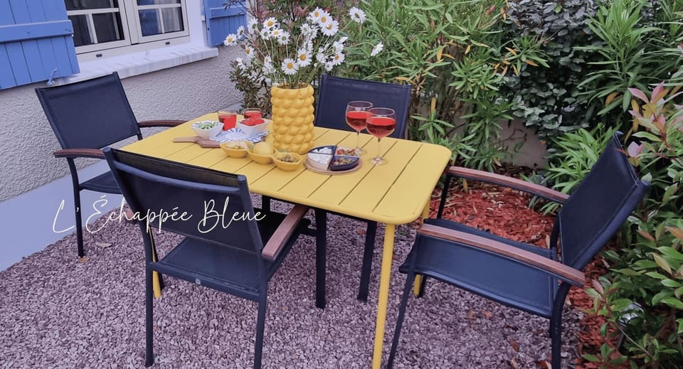 Balcony/Terrace, Dining area