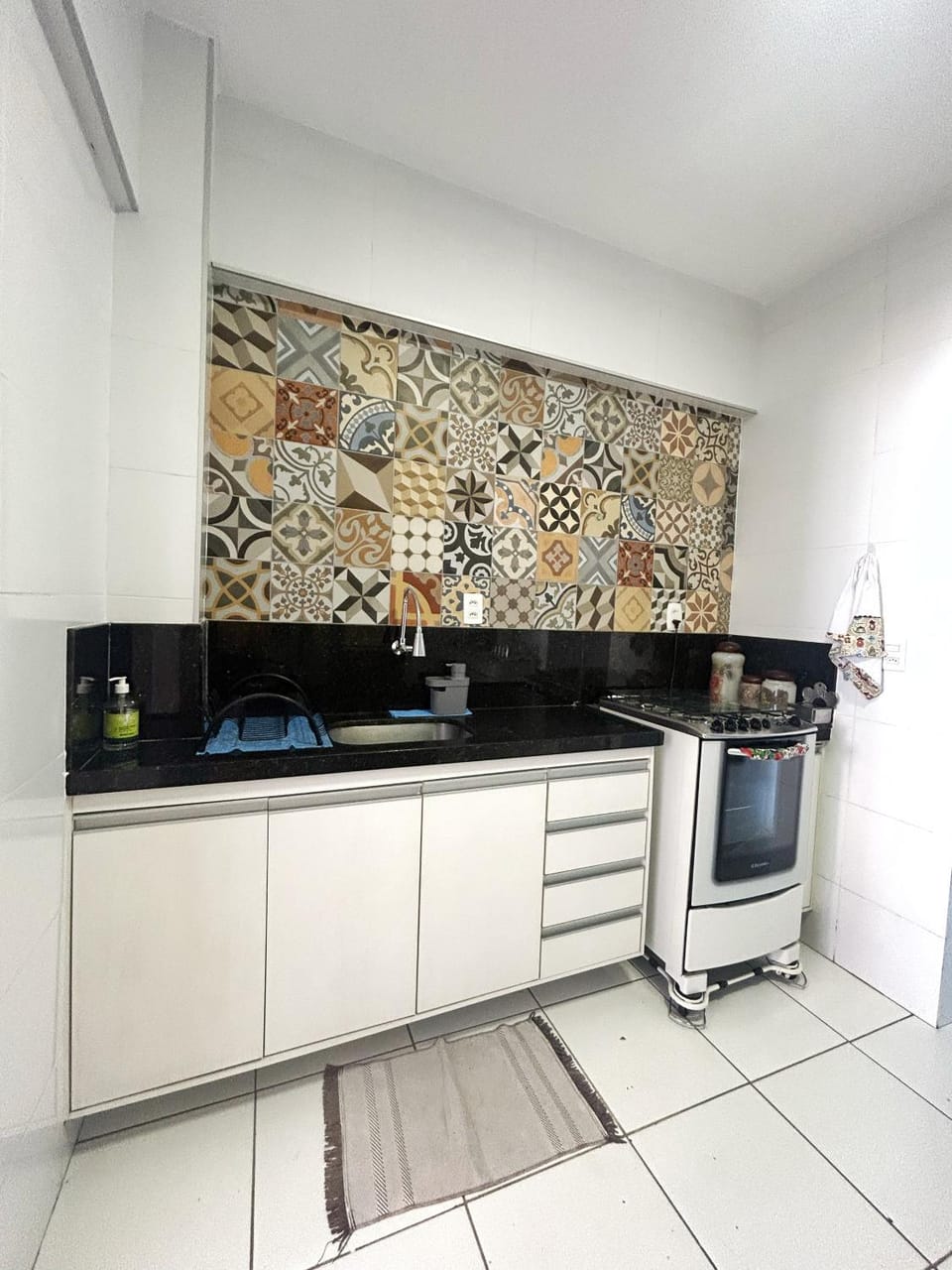 Kitchen or kitchenette, oven, stove