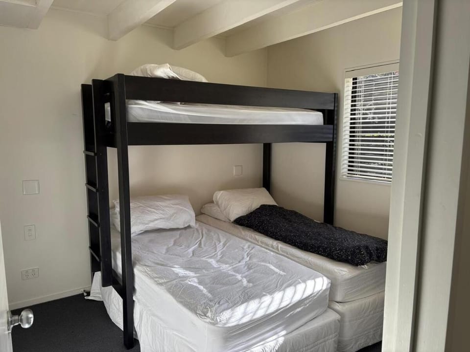 Best Views on Queenstown Hill House in Queenstown