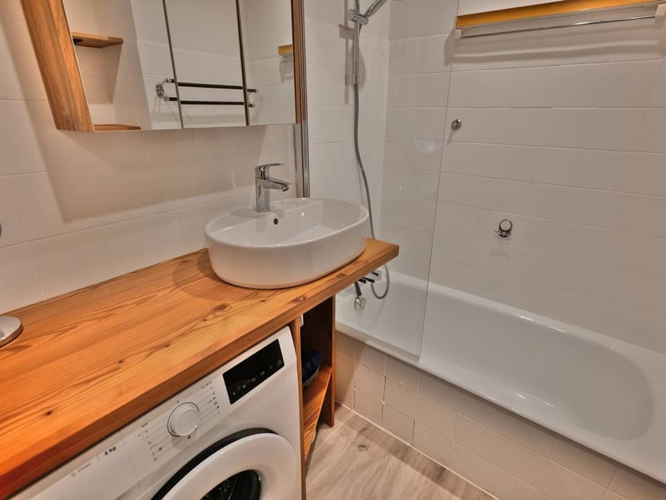 Charmant studio 4 pers. au Grand-Bornand, centre du village - FR-1-458-254 Apartment in Le Grand-Bornand