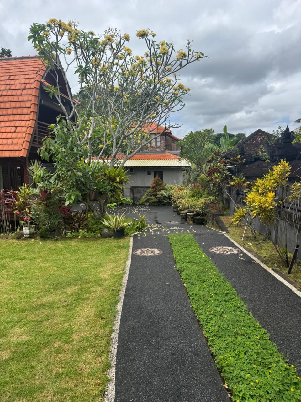 Umah Lumbung Estetik Bed and Breakfast in Kerambitan