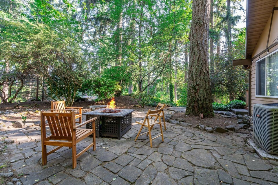 Natural landscape, fireplace