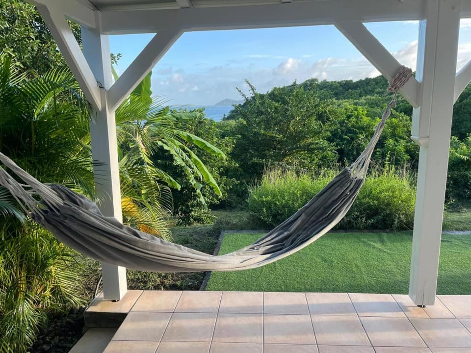 Garden view, Sea view