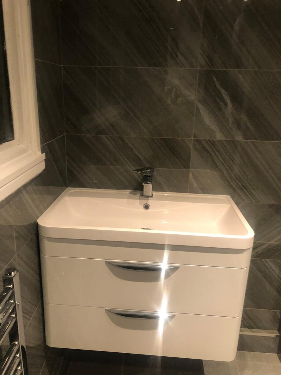 96TR Comfy room with double bed Edmonton Green Apartment in London