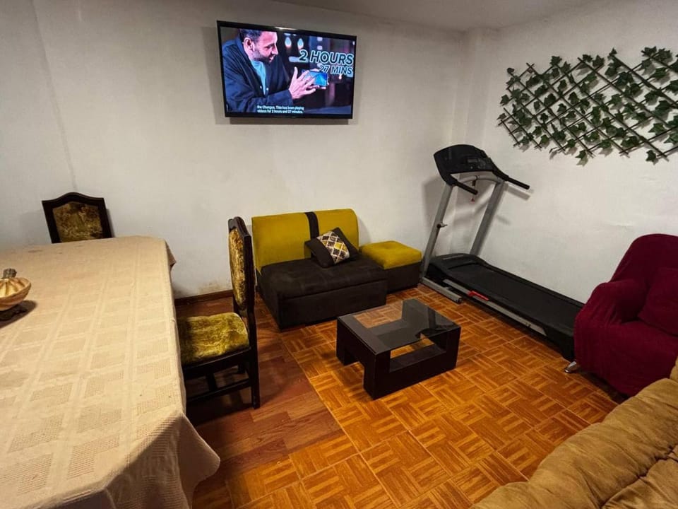 Communal lounge/ TV room, TV and multimedia, Fitness centre/facilities, furniture