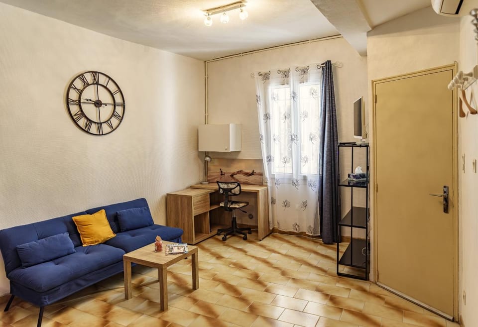 Charmant studio Arles centre, climatisé Apartment in Arles