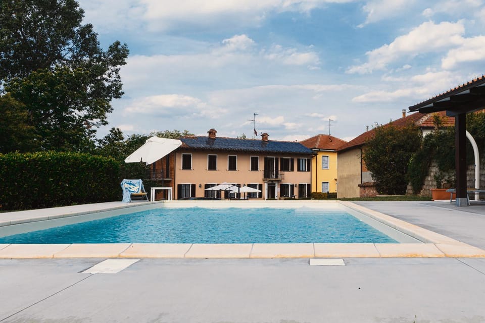 Property building, Swimming pool