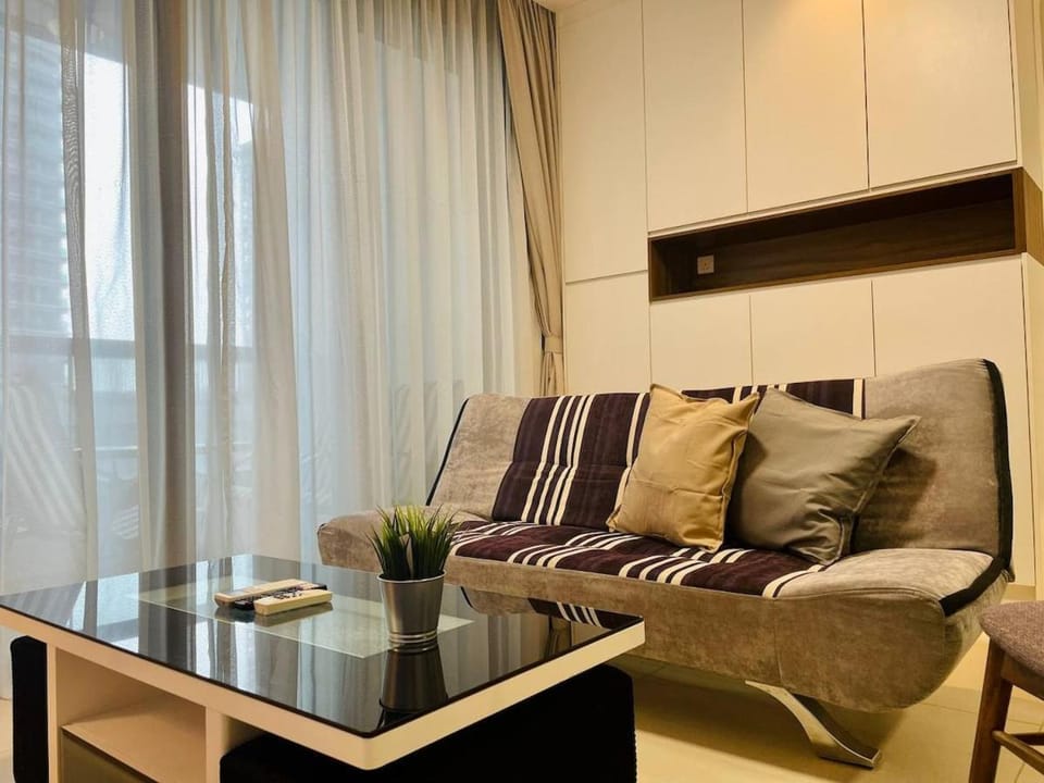 1-5 people, Scandinavian Style Arcoris Mont Kiara Apartment in Petaling Jaya