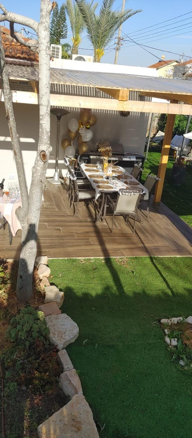 בית פרטי כפרי בהרצליה Villa in Herzliya