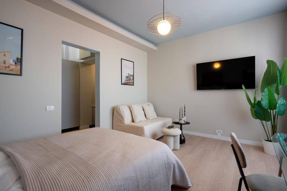 Living room, Photo of the whole room, Seating area