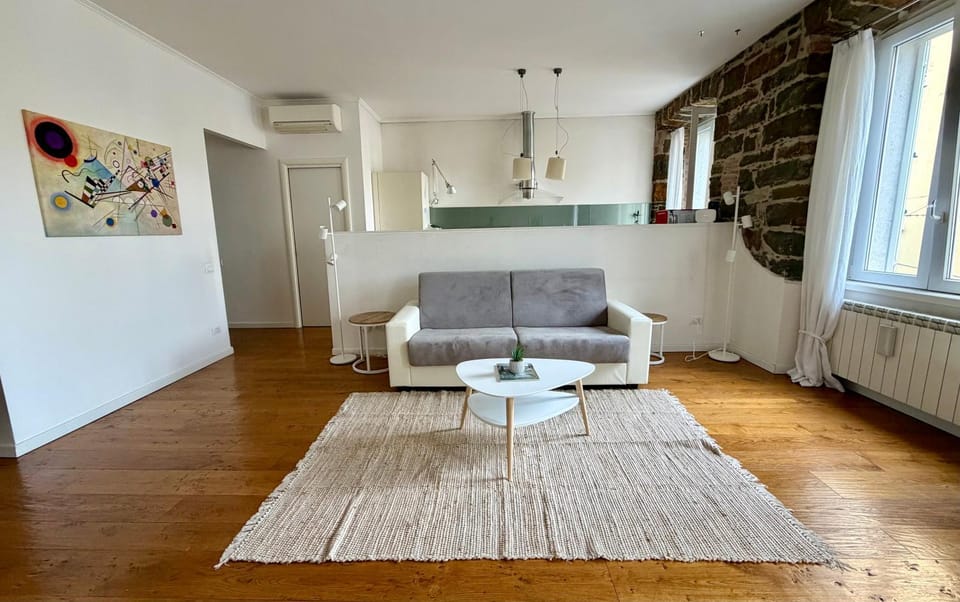 RivApartments2 FREE private parking Apartment in Trieste