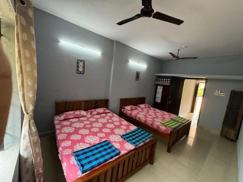Bed, Bedroom, wardrobe