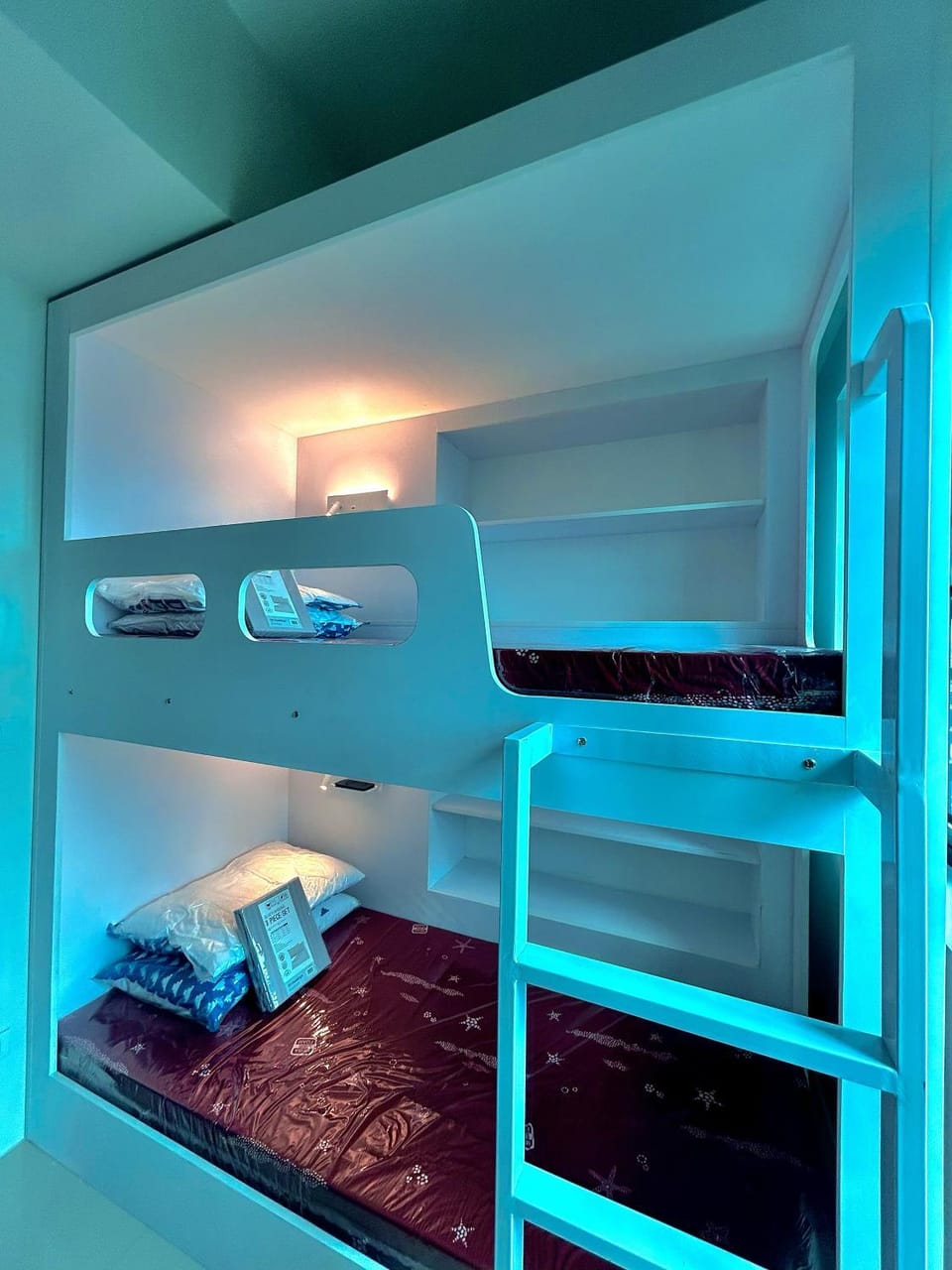 Hostel in Katipunan - Lower Bunk Bed Hostel in Quezon City