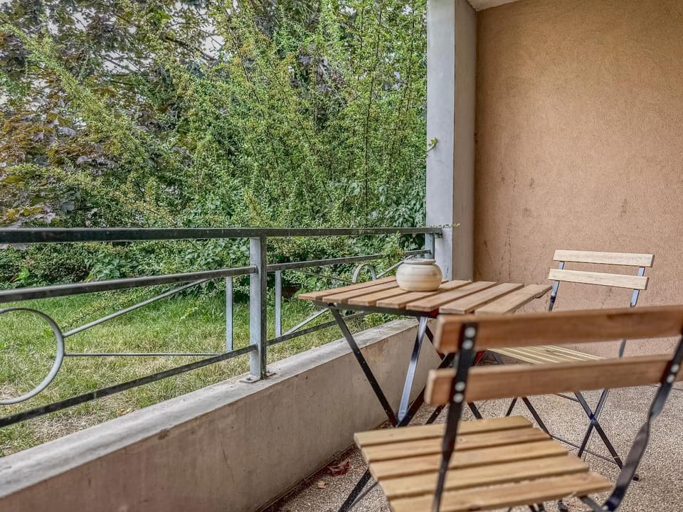 Patio, Spring, Day, Garden, View (from property/room), Balcony/Terrace, Living room, Seating area, Garden view