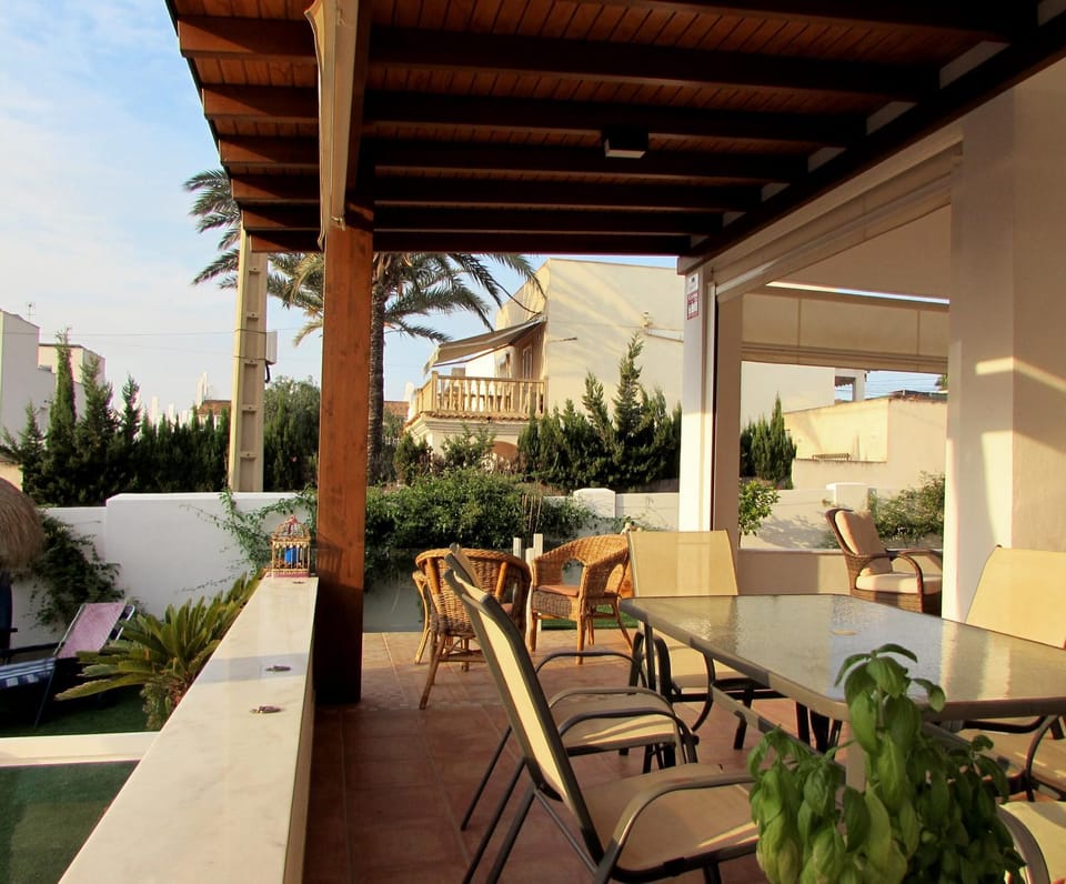 Garden, Balcony/Terrace