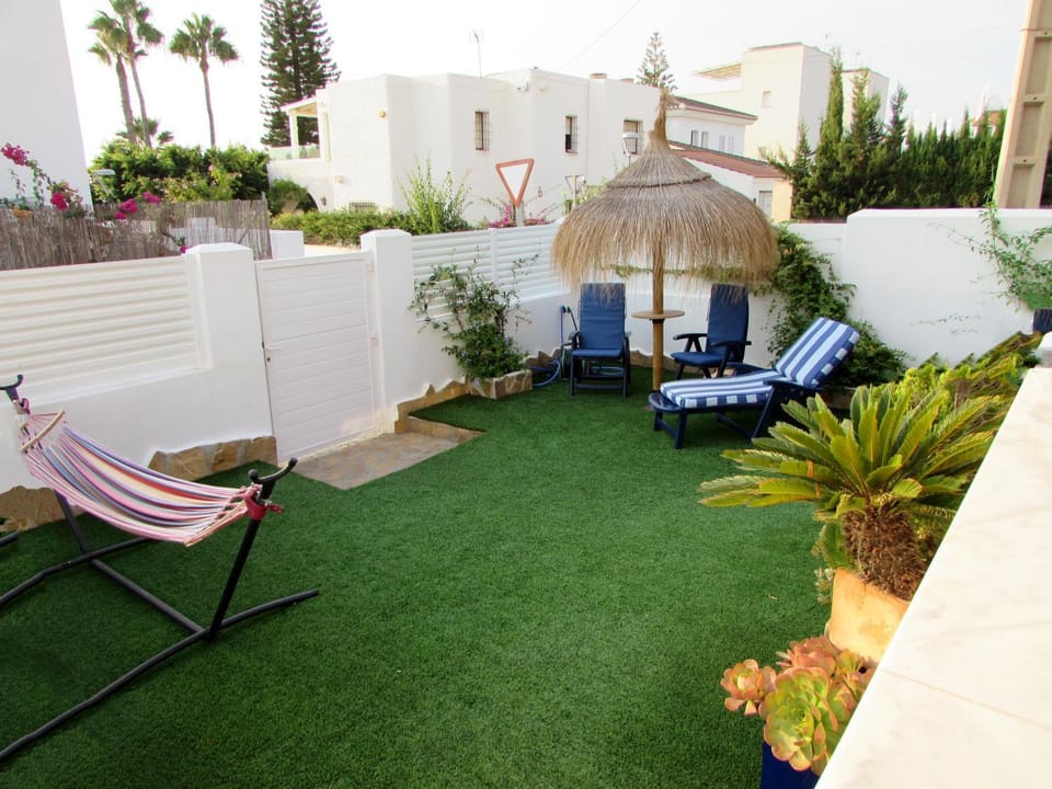 Garden, Garden, sunbed
