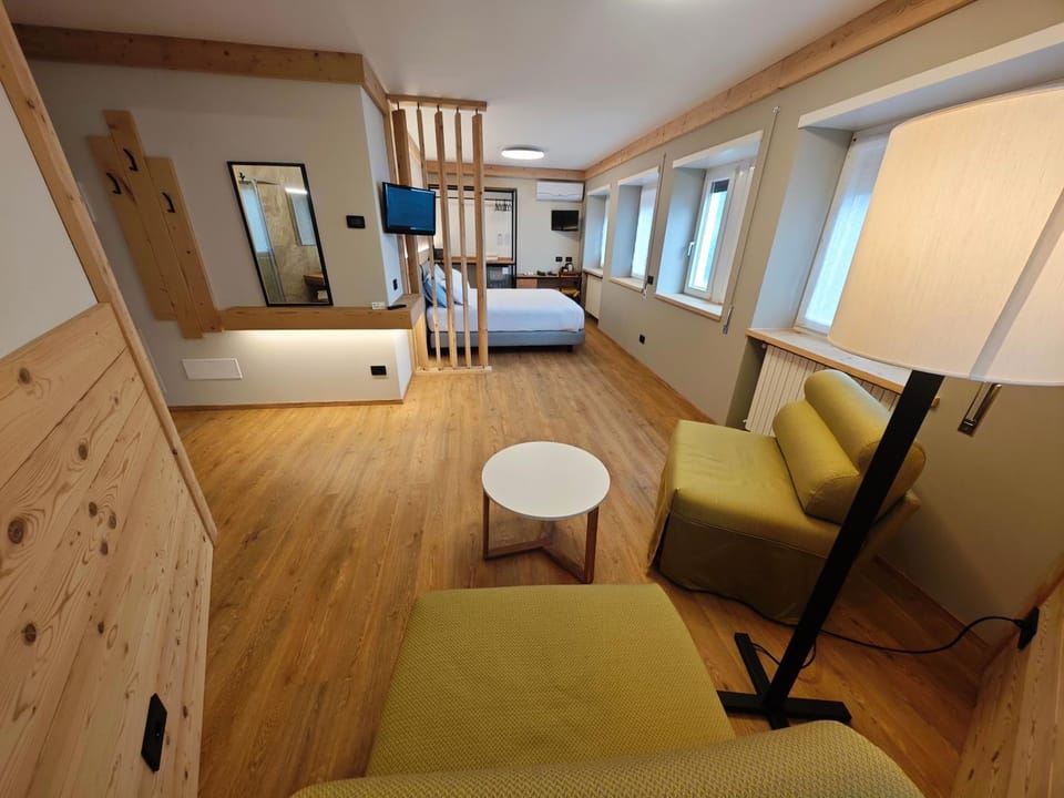 Da Gigi Alpine Rooms Hotel in Province of Lecco