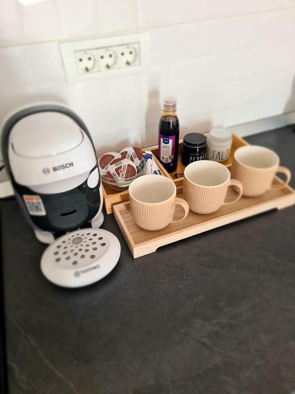 Coffee/tea facilities