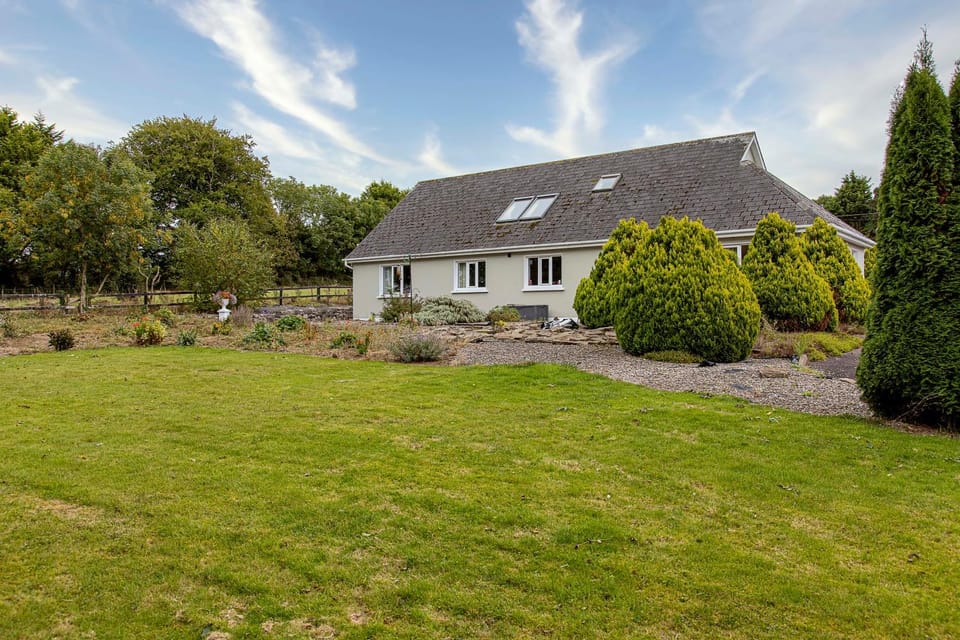 Fernfeild Farm Stay in County Cork