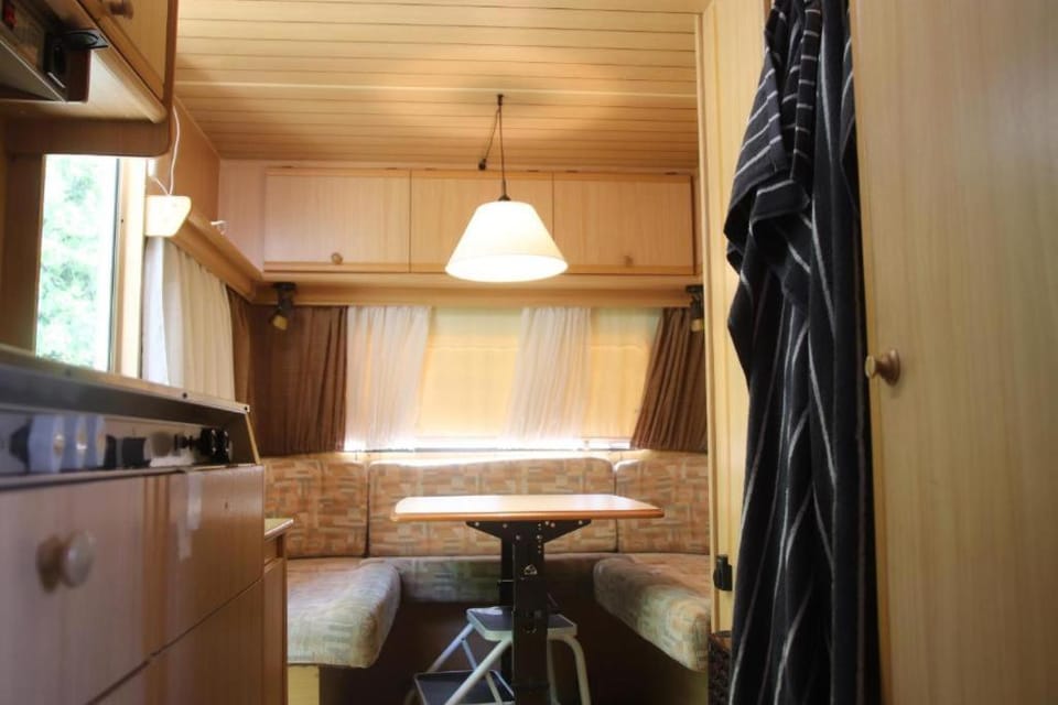 Full Service Caravan 2 Apartment in Zealand