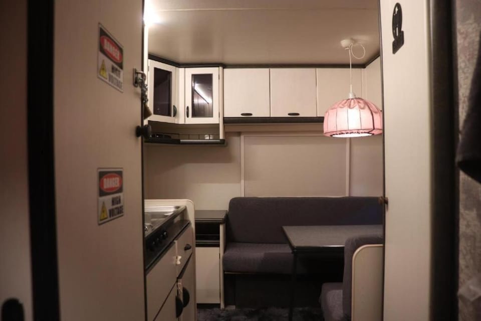 Full Service Caravan 1 Apartment in Albertslund