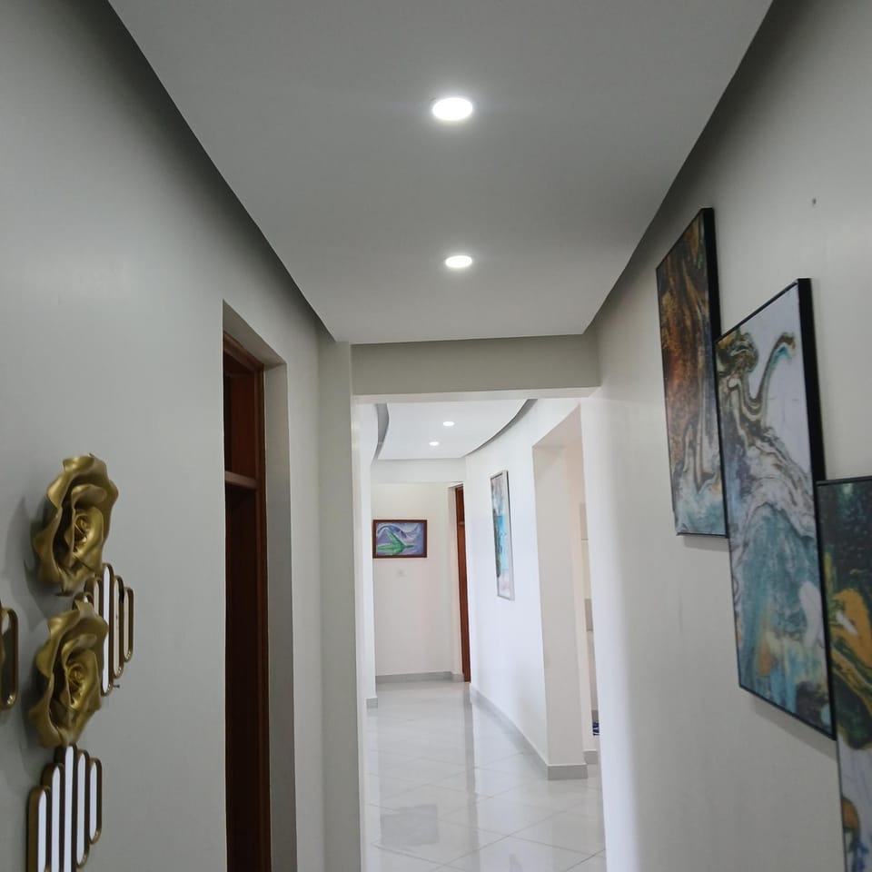3 bedroom fantastic beachfront nyali Apartment in Mombasa