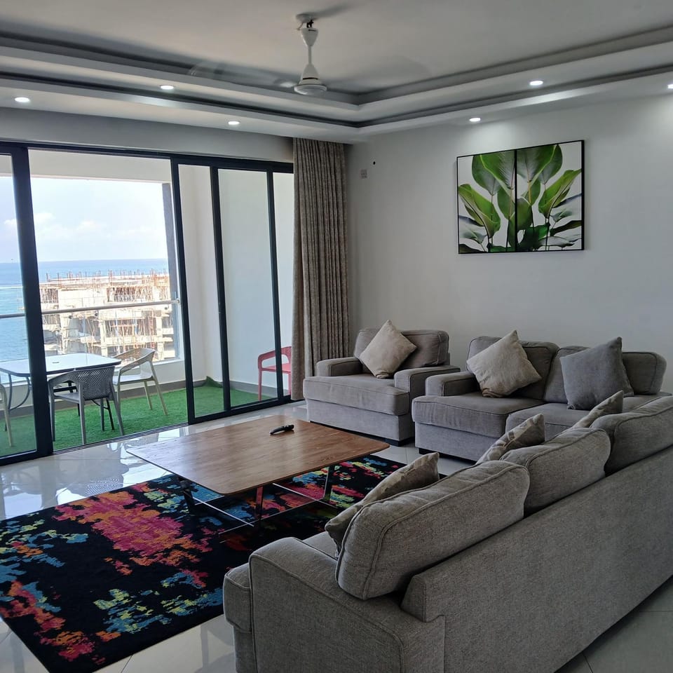 3 bedroom fantastic beachfront nyali Apartment in Mombasa