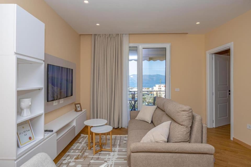 Blue Wave Apartment in Vlorë