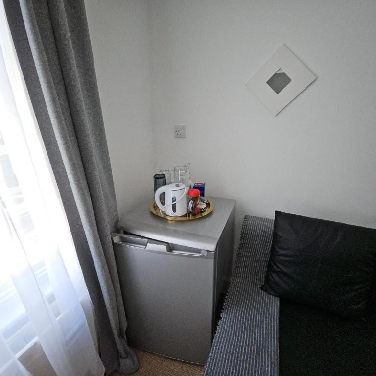 Modern Family Room for 6 in Central London Bed and Breakfast in London Borough of Southwark